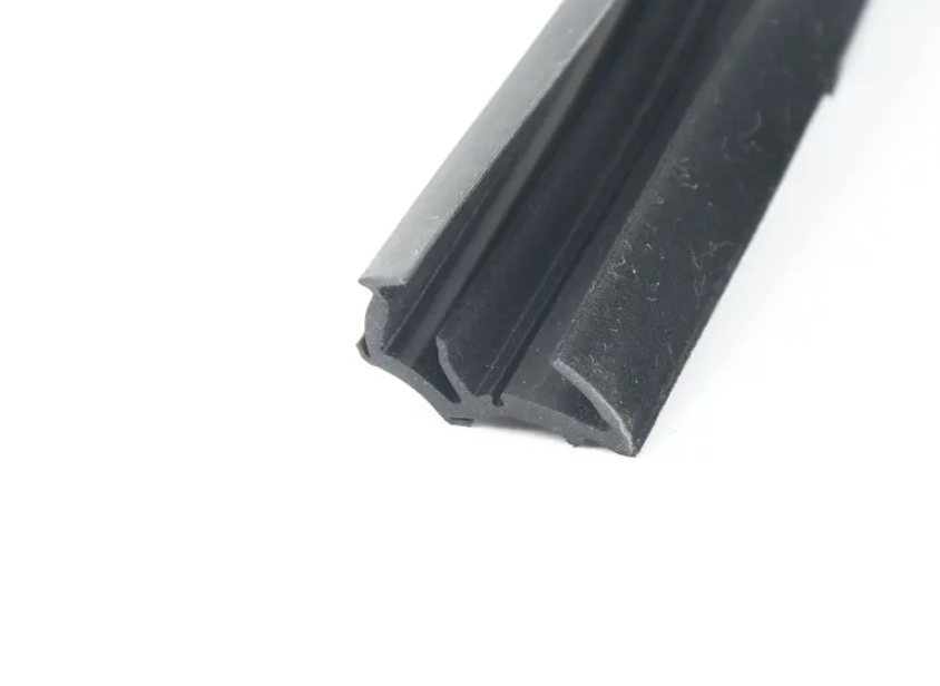 NEW VOLKSWAGEN PASSAT B7 FRONT RIGHT DOOR WINDOW GUIDE