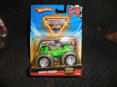 Hot Wheels Monster Jam Flag Series Grave Digger Grren/Black 2009 2/75 ... Grave Digger Flag