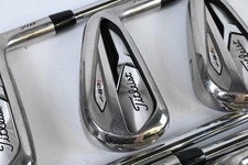 Titleist 718 AP1 Irons / 5-PW+GW / Regular Flex AMT R300 Shafts