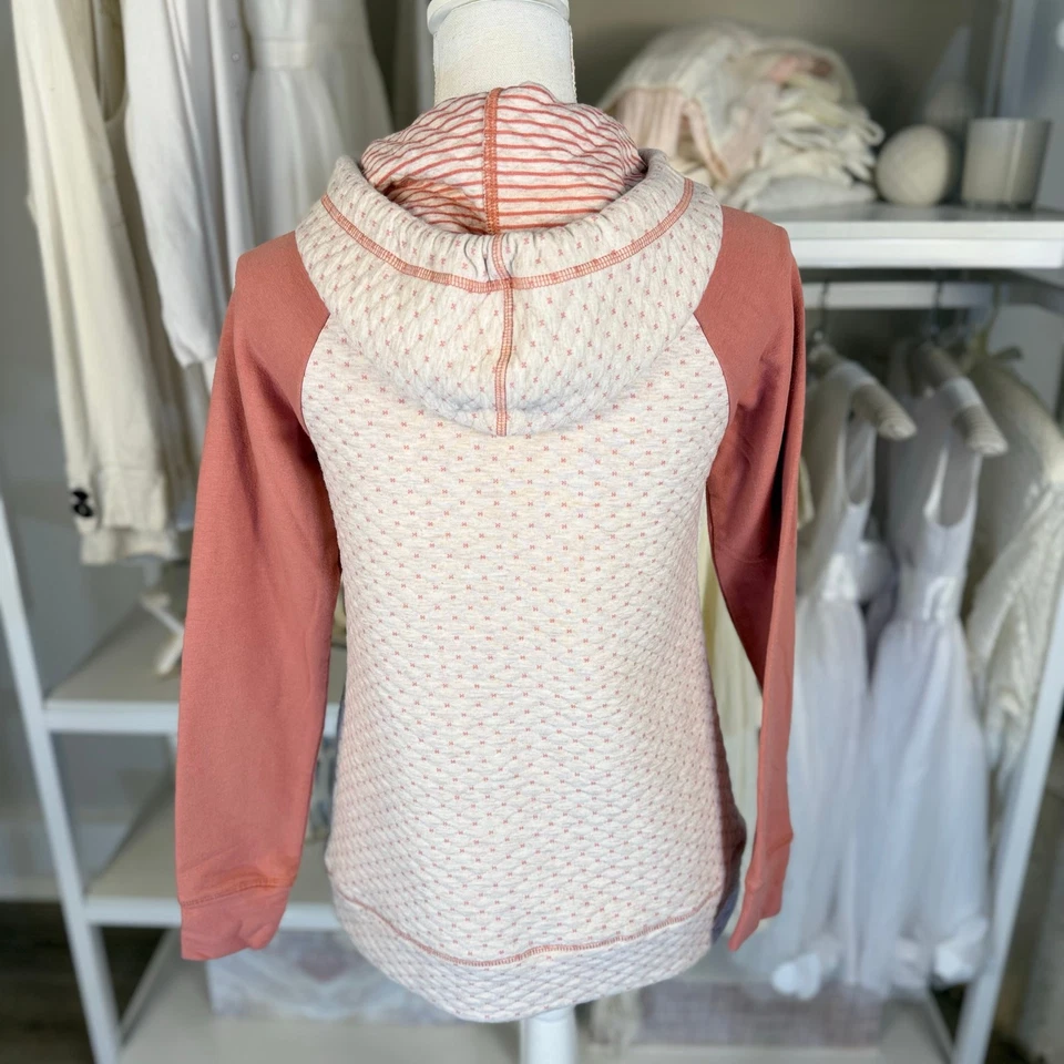 Maurice 女式尺码。 XS套头连帽衫连帽套头衫#3631 — 第 3/4 张图片