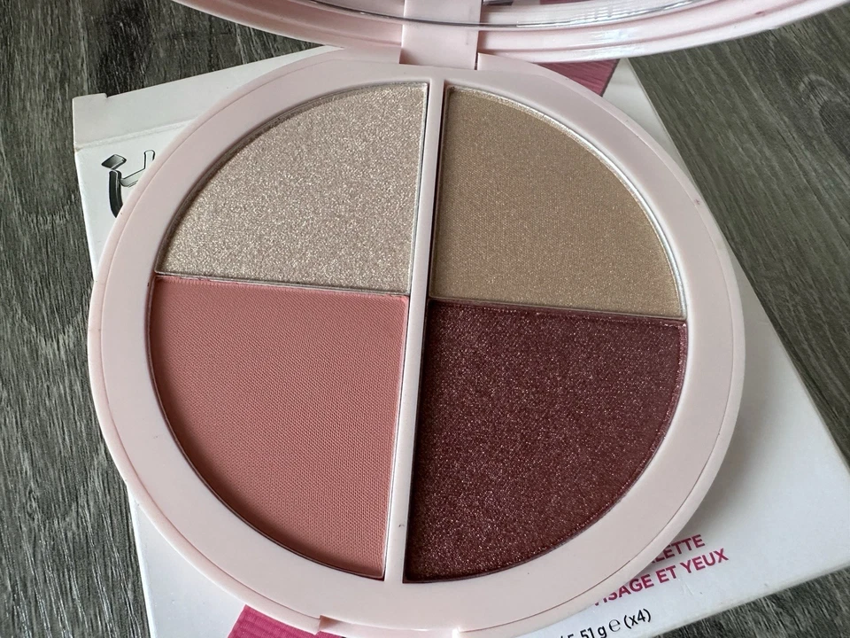 It Cosmetics Celebrate GLOW Face & Eye Palette 4 Multi-Dimensional Shades NEW - Image 3 of 3