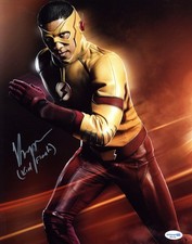 Keiynan Lonsdale "The Flash" AUTOGRAPH Signed 'Kid Flash' 11x14 Photo ACOA