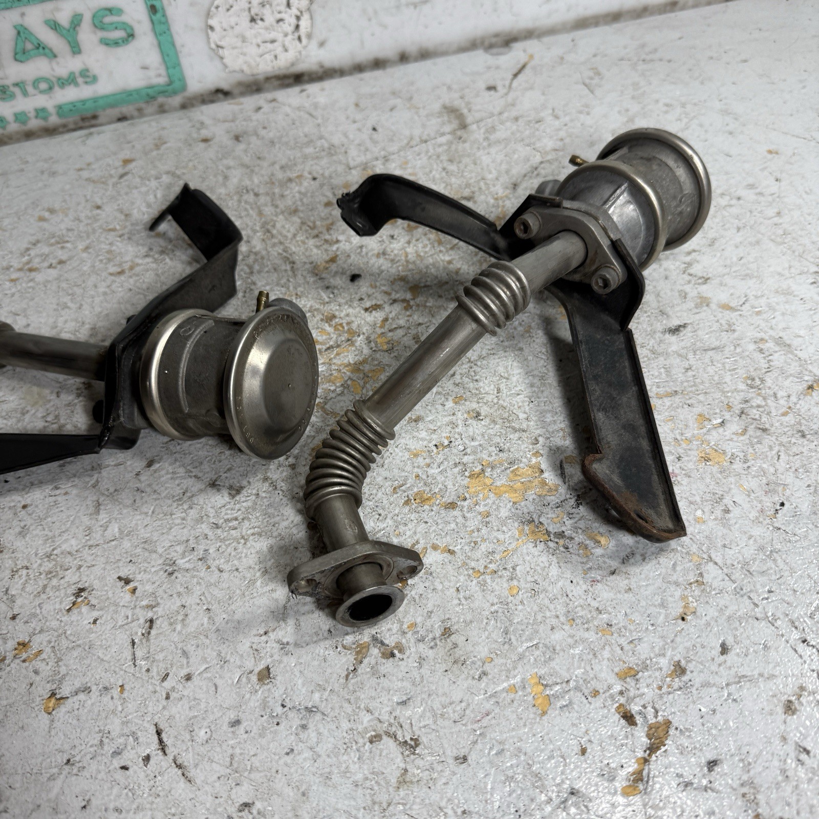 04-08 Maserati Quattroporte Engine Exhaust Gas Recirculation Valves EGR M139