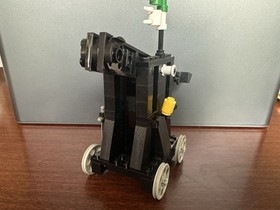 LEGO Vintage Castle: Catapult 6030 Incomplete No Box No Manual Missing Shields