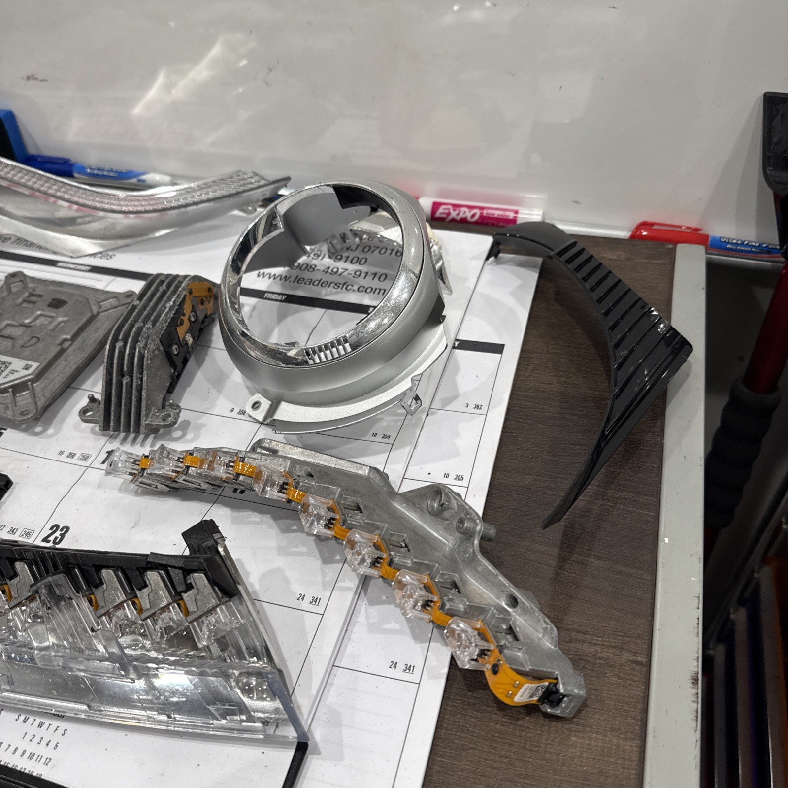 2008 2009 2010 2012 year OEM Audi R8 Front LEFT LED Headlight 420941003Q Parts