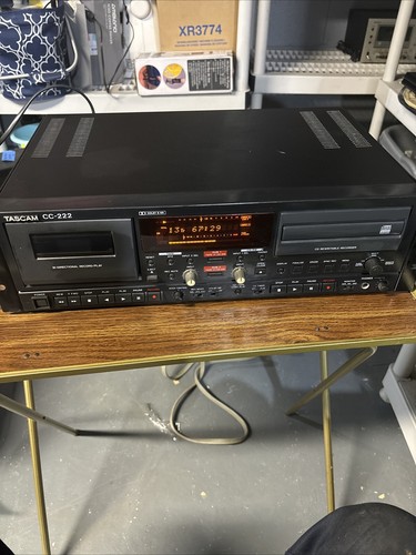 Tascam CC-222 Bidirectional Recorder - Picture 1 of 7