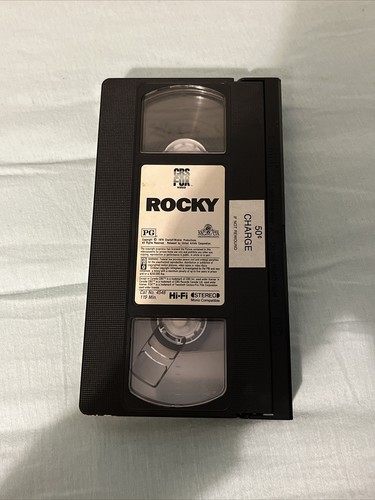 ROCKY VHS Tape. Copyright 1976. 1984 CBS/FOX Company. - Picture 6 of 8