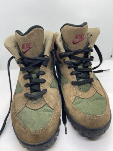 Vintage Nike ACG Hiking Boots Beef and Broccoli Size 7.5W/6M 950305-IB - Picture 2 of 8