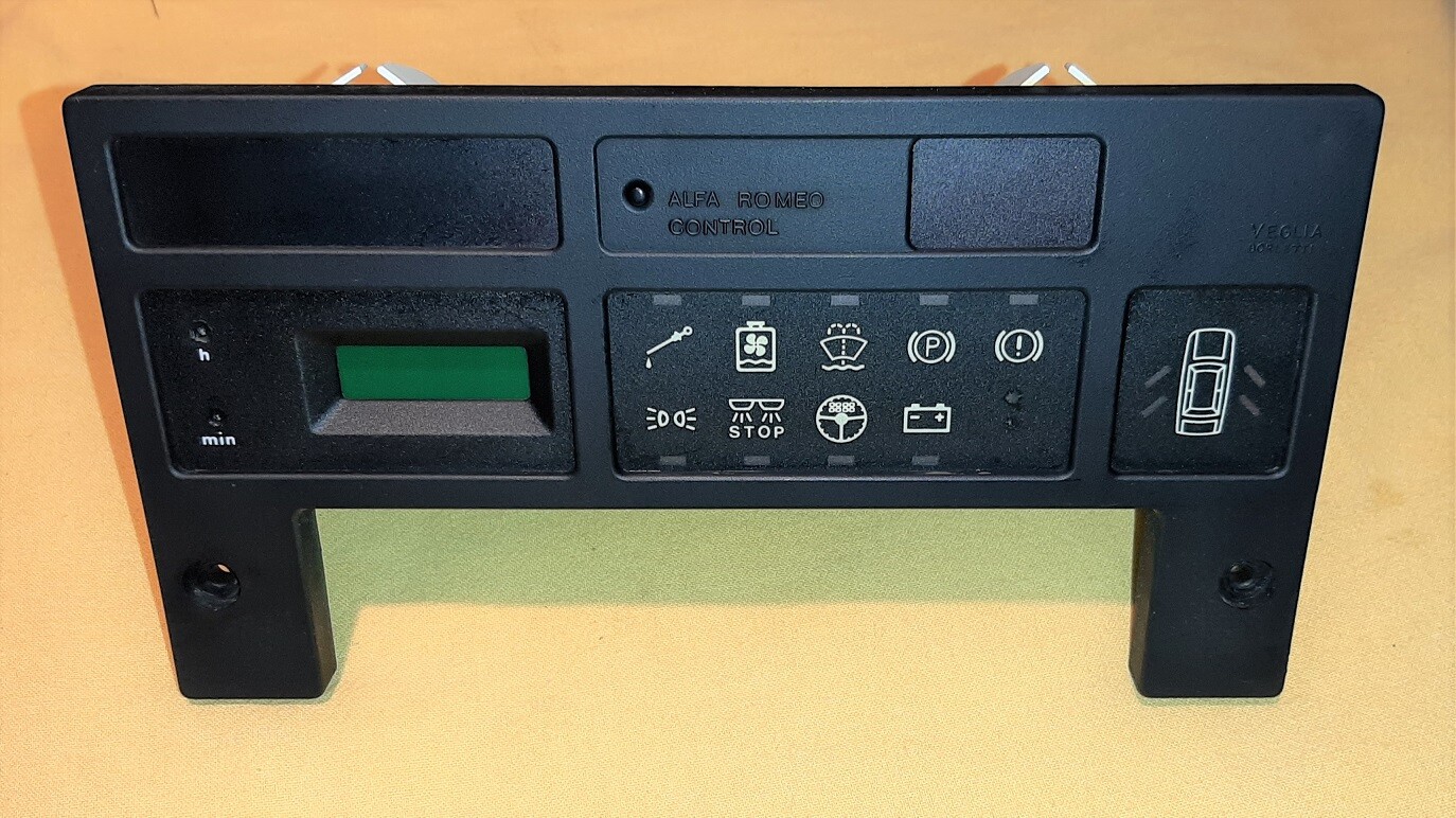 Foto 1 di 6