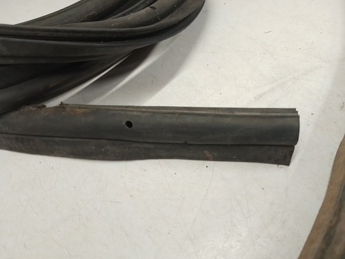 Vauxhall Vivaro Trafic MK2 14-19 REAR VAN DOOR RUBBER SEAL TRIM - Picture 5 of 12