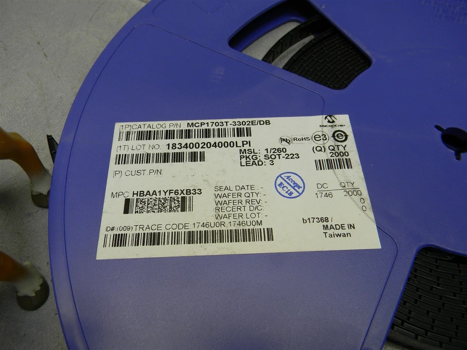 Microchip Technology MCP1703T-3302E/DB Linear Voltage Regulator Reel of 789 - Image 2 of 4