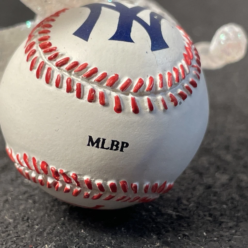 New York Yankees Snowman Christmas Ornament MLBP Licensed Baseball Holiday Decor - Image 2 of 4