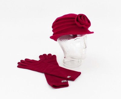 Red turn-up hat wool women's hat flower with long glove knit size 50/51