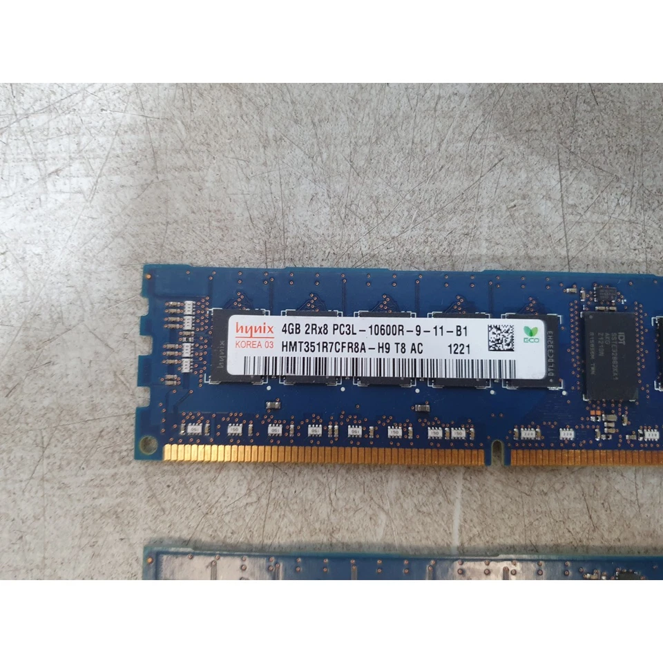 Lot of 2 Hynix HMT351R7CFR8A-H9 Memory Module 4GB DDR3 SDRAM PC3-10600 1333-MHz - Image 2 of 4