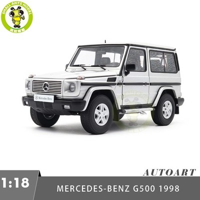 1/18 Mercedes Benz G Klasse G500 1998 SWB Autoart 76112 Diecast Modellauto