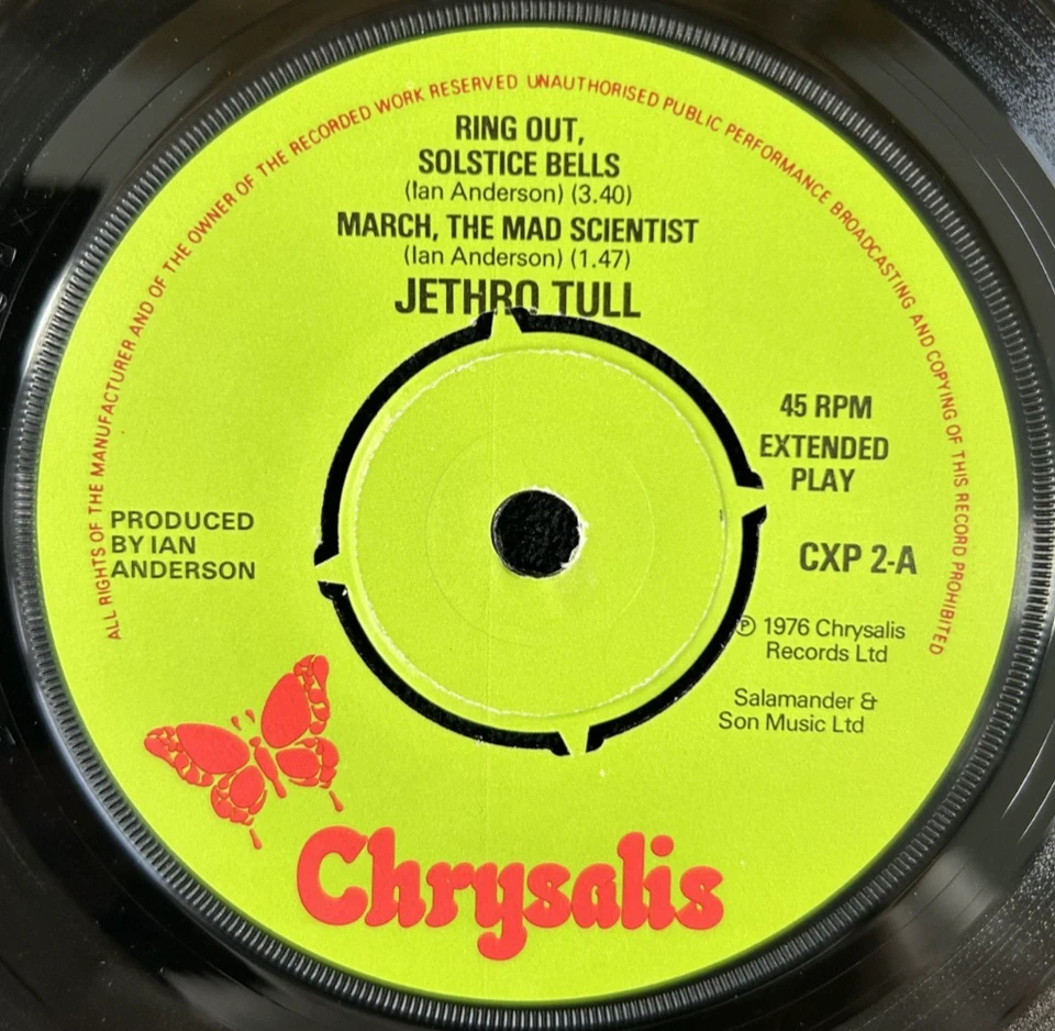 JETHRO TULL 'RING OUT, SOLSTICE BELLS E.P.' 7'' SINGLE CHRYSALIS CXP2 1976 - Image 3 of 4