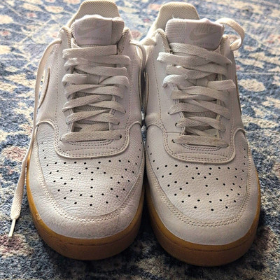 Nike Court Vision Low Mens Low Top Leather Sneakers White/Gum CD5463-105