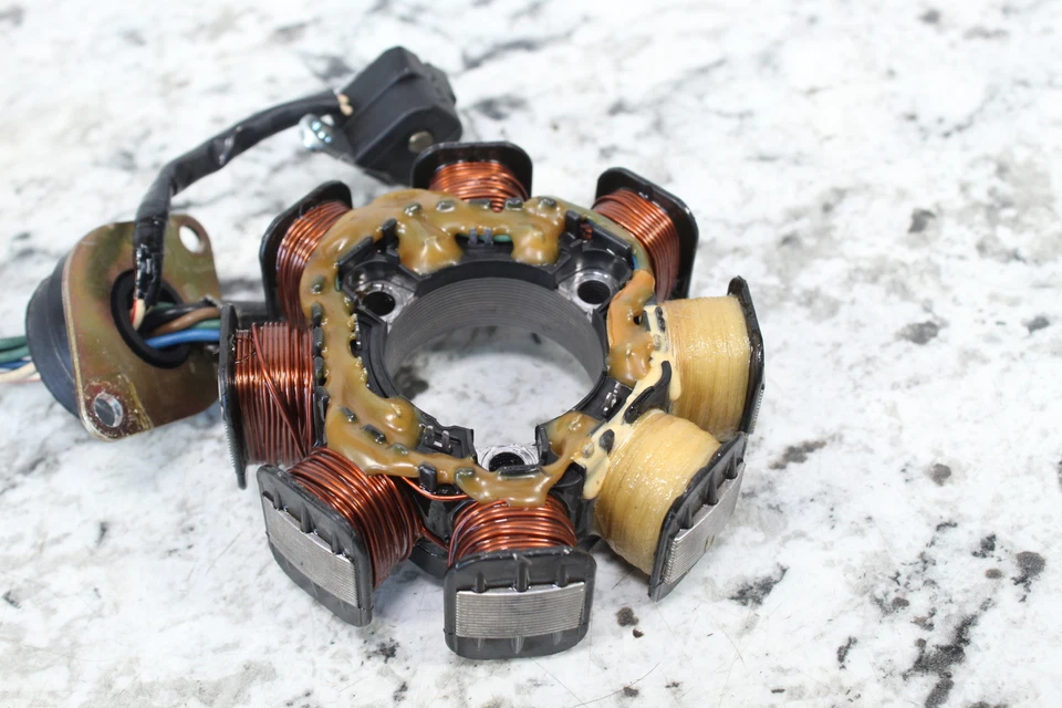 2001 YAMAHA WAVERUNNER GP800R Stator Alternator Generator 66E-85510-00-00 - Image 4 of 4