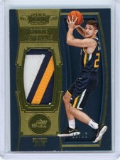 2018-19 Panini Dominion Rookie Materials Gold Patch Grayson Allen #10/10