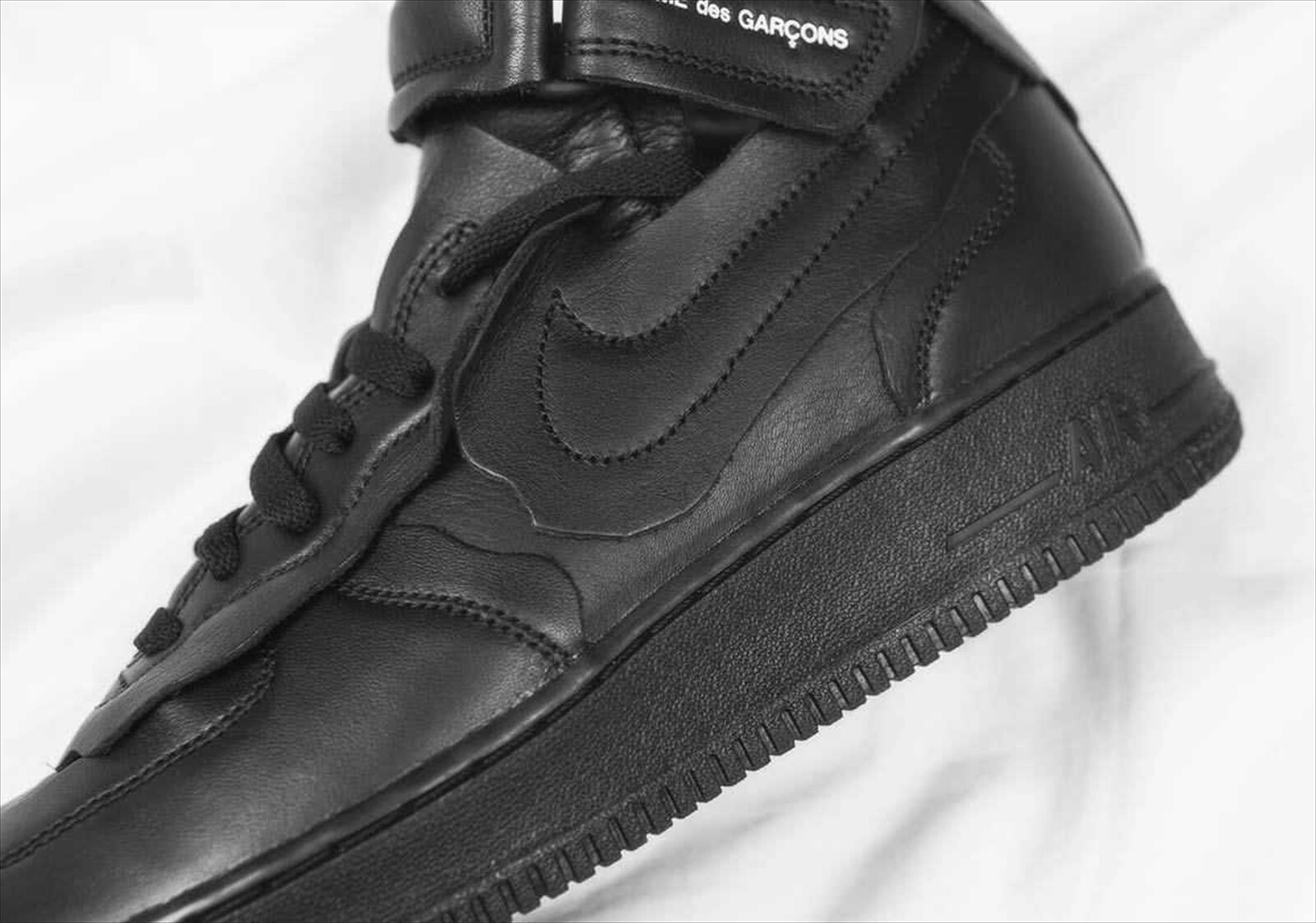 Size 9.5 - Nike Air Force 1 Mid x Comme des Garcons Triple Black 2020 for  sale online | eBay