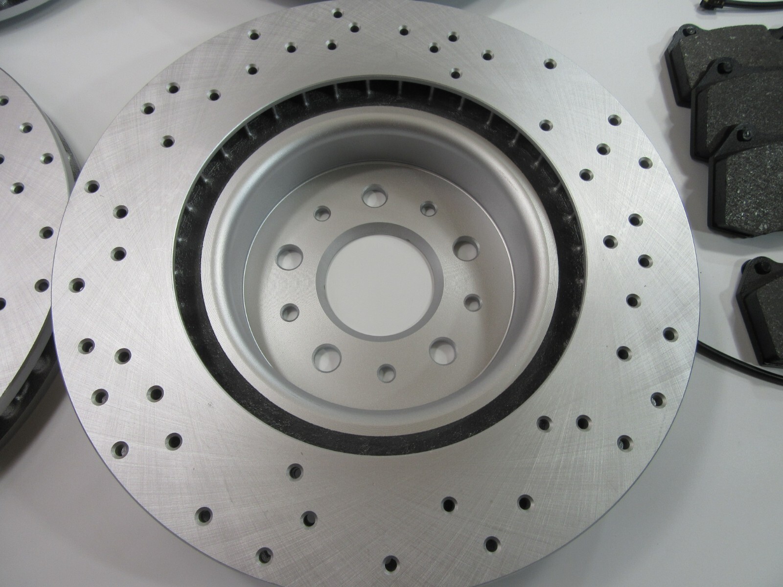 Maserati Quattroporte Gran Turismo GT front rear brake pads rotors TopEuro #239