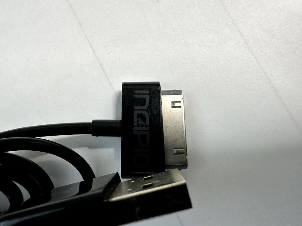 Cable Incipio para Pad 1/2/3 iPhone 4S Cable USB Cargador Negro Foto 2 de 4