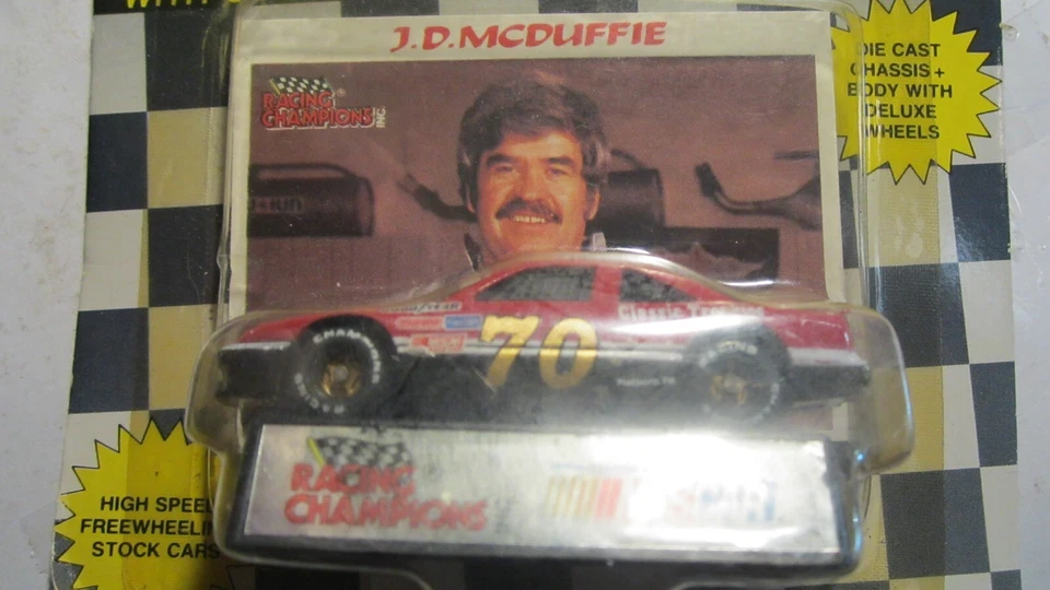 Racing Champions Stock Auto con Cartone e Supporto ,# 70 J D Mcduffie, Classico - Immagine 2 di 3
