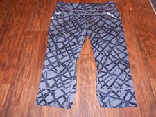 Athleta womens cropped leggings size L large yoga MINT cond