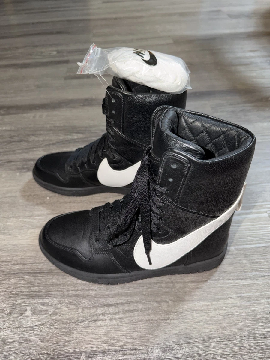Preços baixos em Nike Dunk Lux x Riccardo Tisci High Black White
