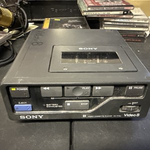 Vintage sony 8mm video cassette player works turns on video untested