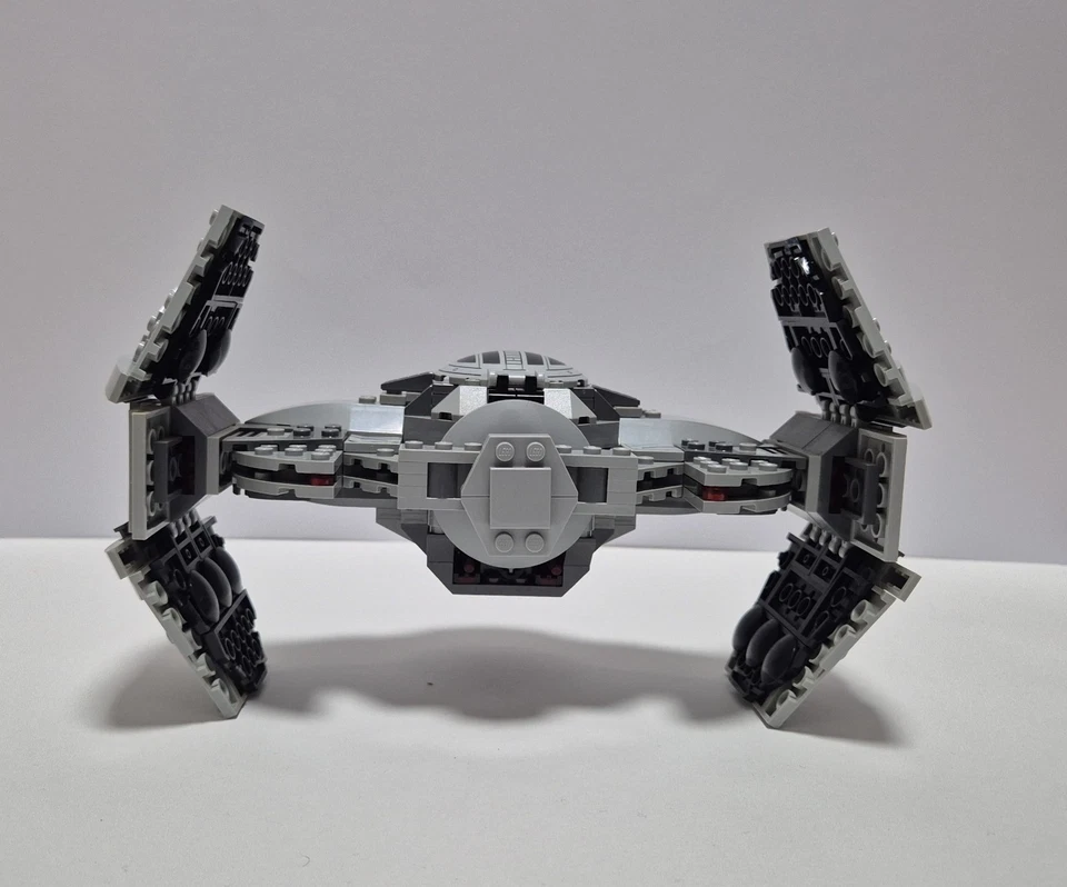 LEGO Star Wars 75082 TIE Advanced Prototype, foto 4 de 5