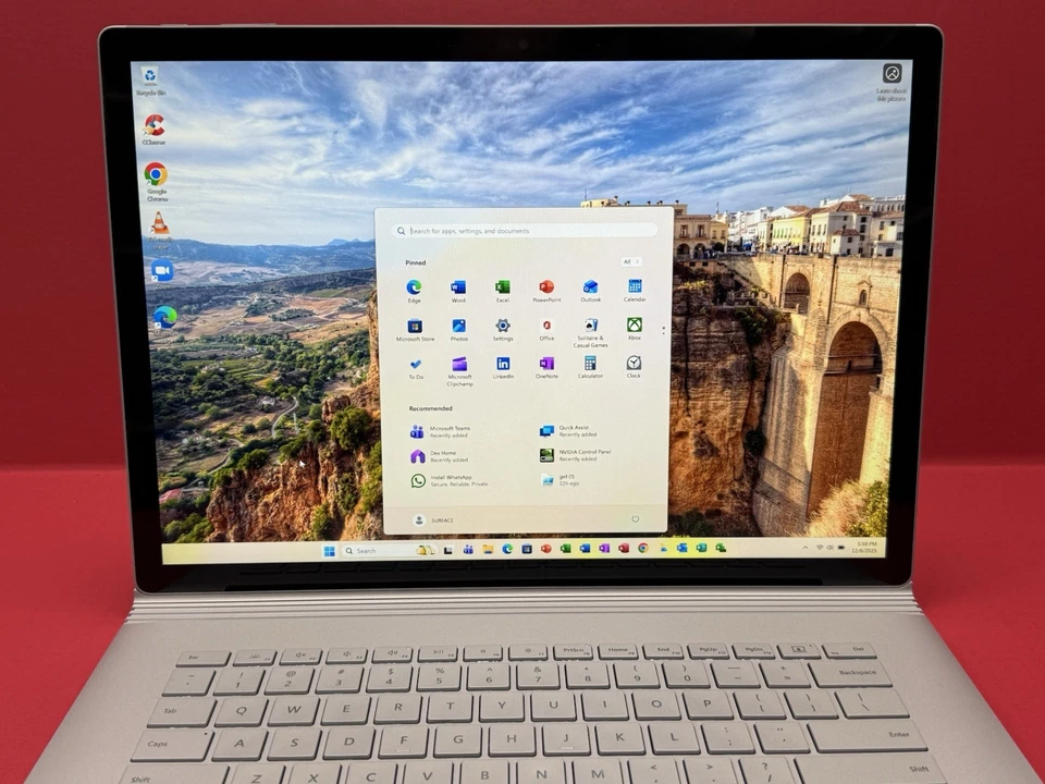 Microsoft Surface Book 3 1899 15” i7 1065G7 1.3GHz 10th 16GB RAM 256GB SSD Touch - Image 2 of 4