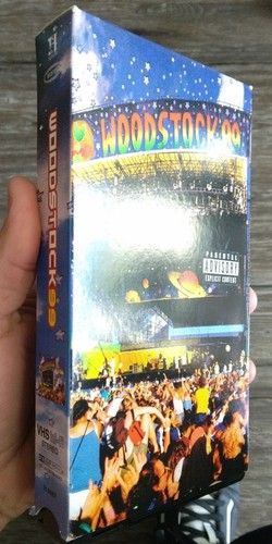 Woodstock 99 (VHS, 2000, elterliche Beratung: explizite Texte) Metallica, DMX, Korn - Bild 5 von 5