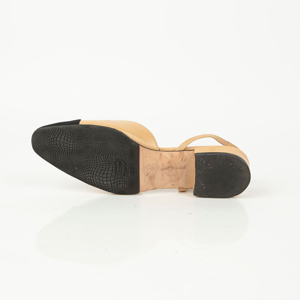 CHANEL Two-Tone Slingback Sandals Size 36.5 G31319 | eBay CHANEL Two-Tone Slingback Sandals Size 36.5 G31319 | eBay