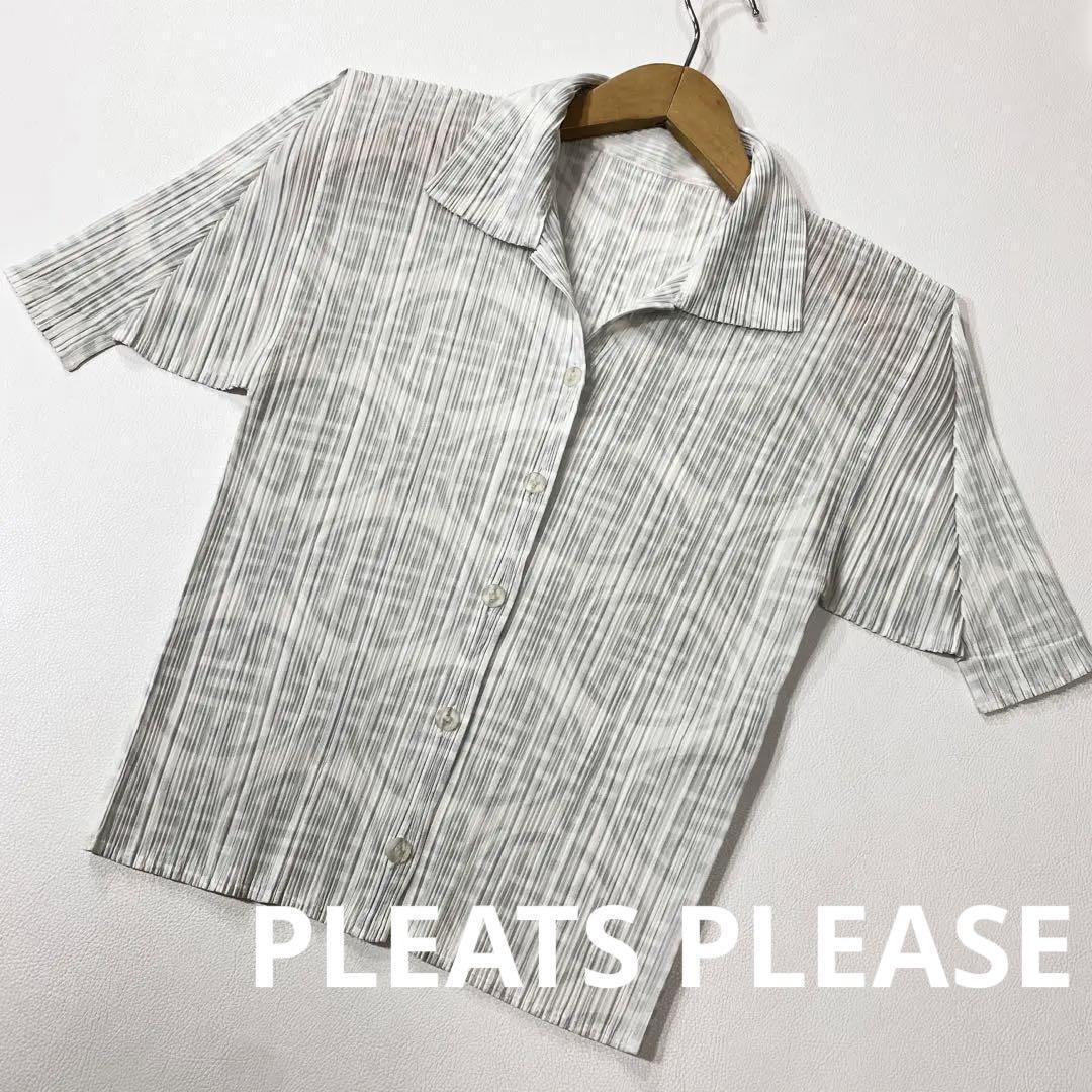 PLEATS PLEASE ISSEY MIYAKE Short sleeve Shirts Tops gray 3