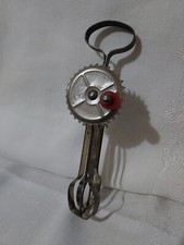 Vintage BETTY TAPLIN Child's Egg Beater 5.5" Tall Made In USA