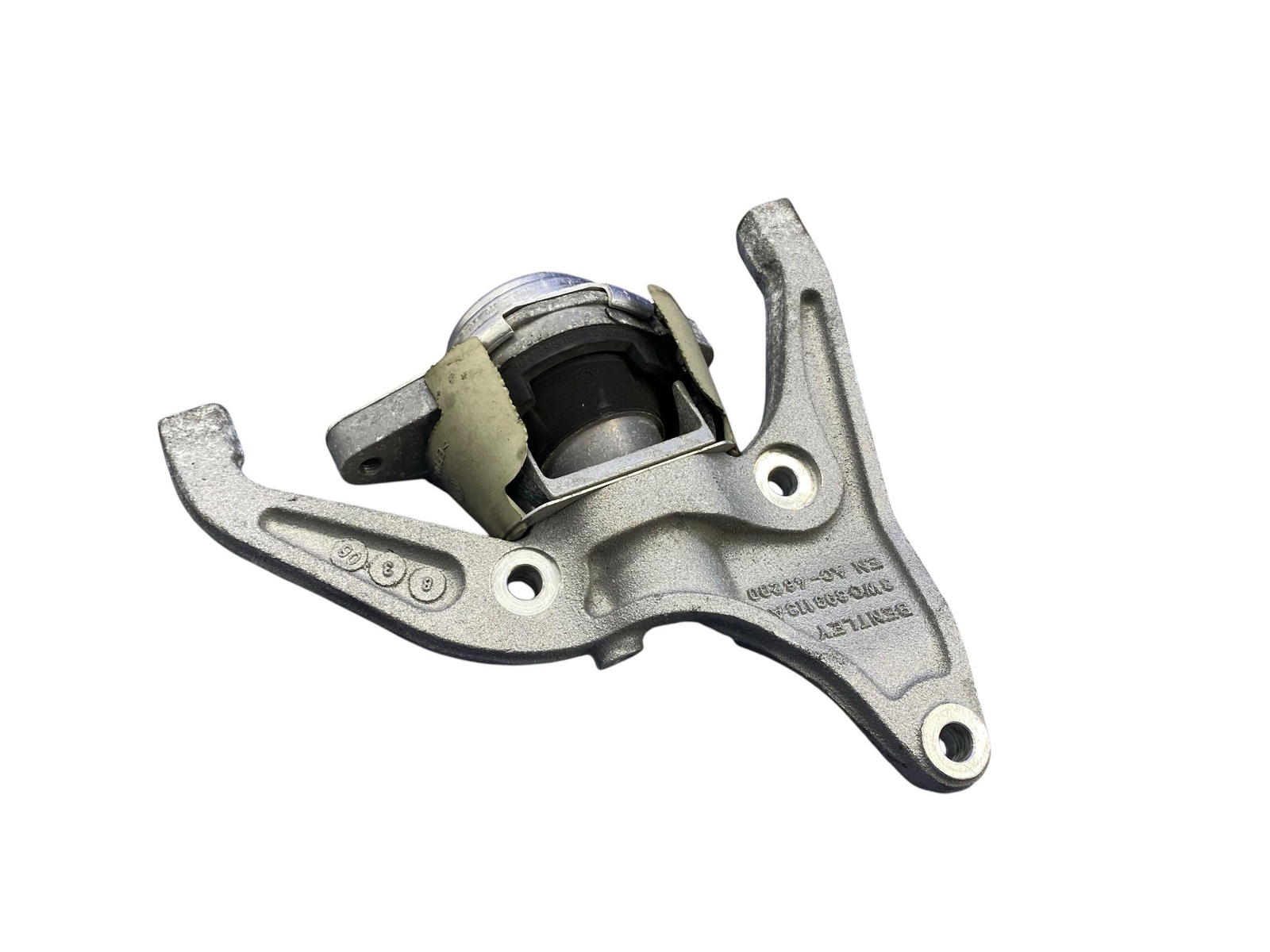 2006-2012 BENTLEY CONTINENTAL FLYING SPUR AWD 6.0 LEFT AUTO TRANSMISSION BRACKET