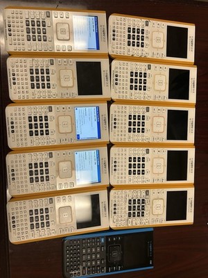 Texas Instruments TI-Nspire CX II/CX II CAS Graphing Calculators Lot Of 11