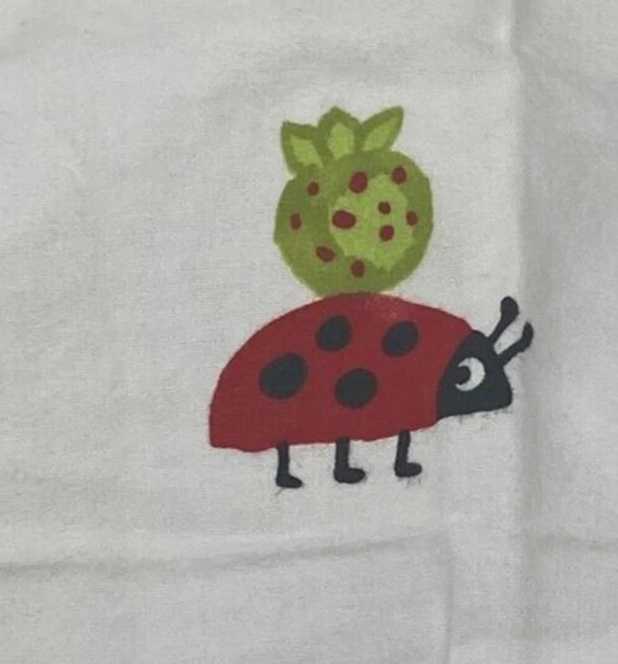 Manta de franela de algodón vegetal Ikea Ladybug blanca Foto 2 de 3