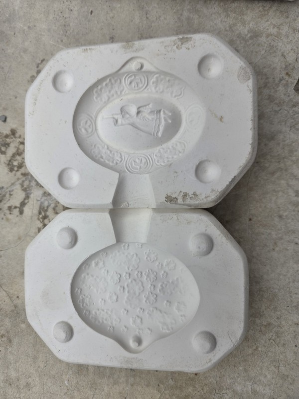 Moss Landing Molds Heralding Angel Ornament Plaster Slip Casting Mold CPW-72