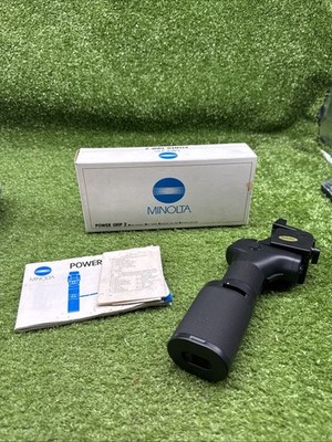 Minolta Power Grip 2.    26