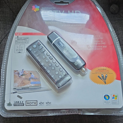 Pinnacle PCTV HD Pro Stick USB 2.0 TV Tuner/Capture ATSC Remote