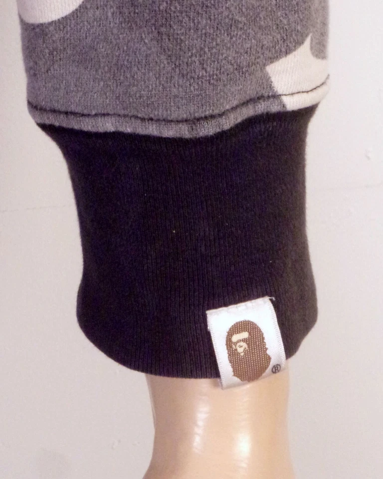 EUC A Bathing Ape BAPE Crew Sweatshirt Gray Camo Shark Camouflage Hip Hop Rap S - Image 3 of 4