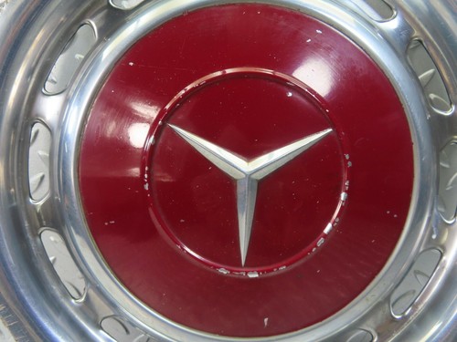 ⚙8388⚙ Mercedes-Benz Vintage Wheel Trim Hub Cap 14" - Picture 3 of 8