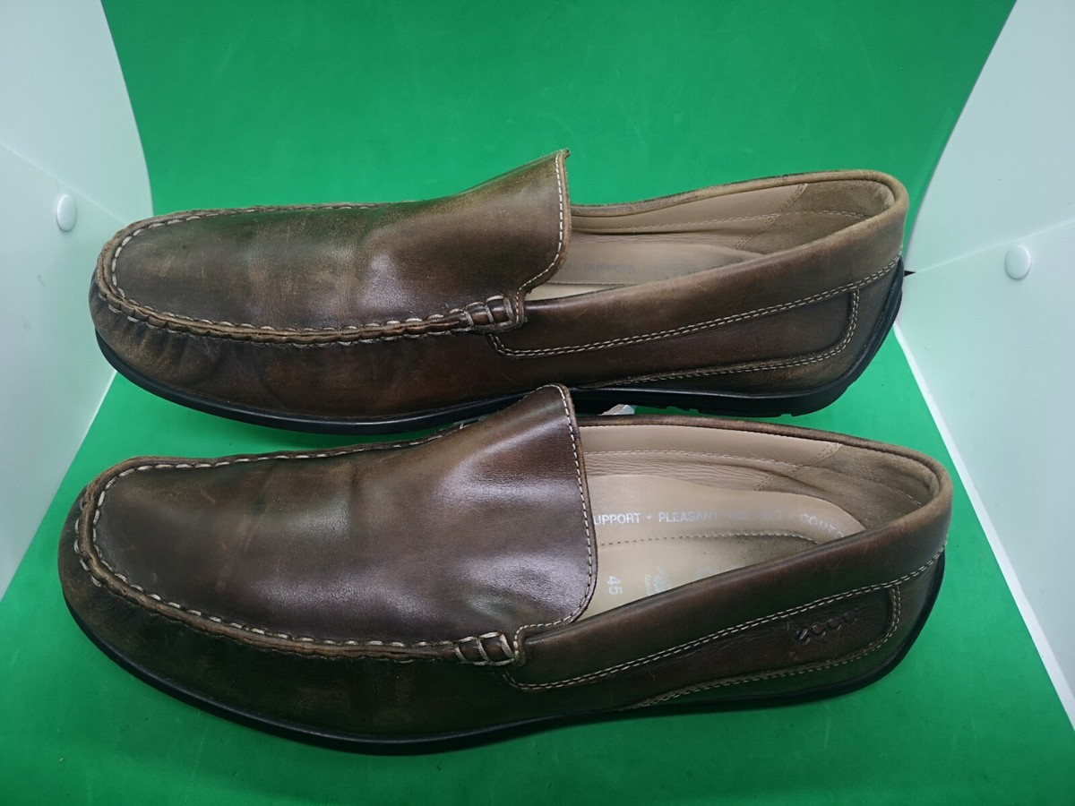 Ecco Classic Brown Leather Slip On Driving Loafers Moc Toe 