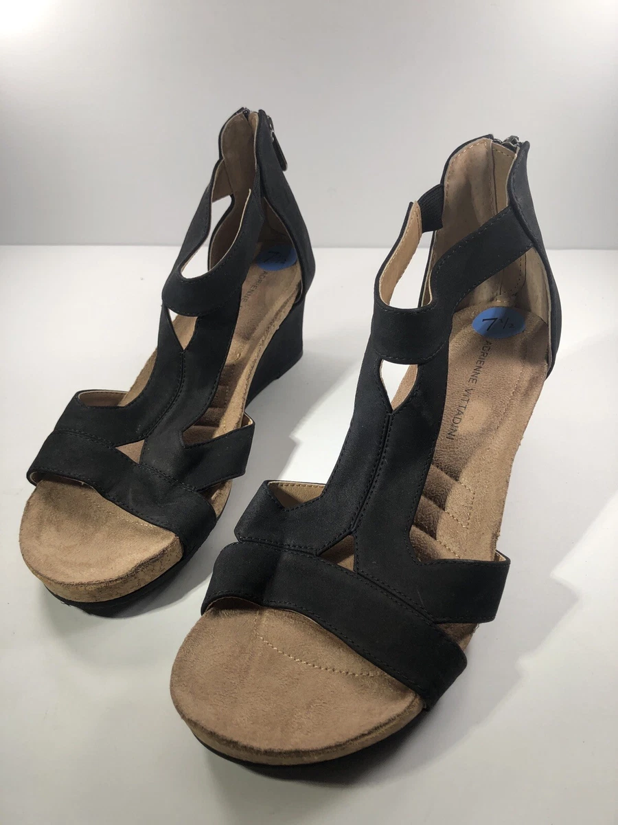 Adrienne Vittadini Womens Thayer Sandals Black Wedge Heels Size