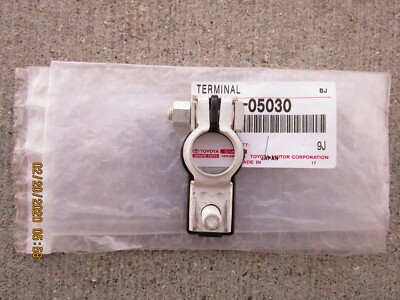91 - 97 TOYOTA LAND CRUISER FJ80 FZJ80 POSITIVE BATTERY