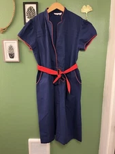VTG Townhouse Women's Mod House Dress Dark Blue w/ Red Trim Short Sleeve