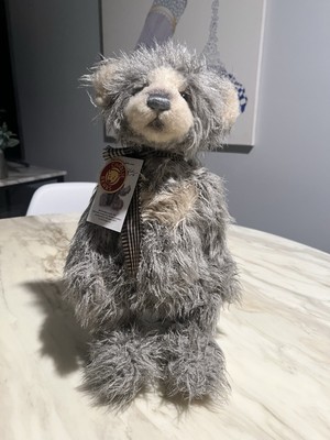 Charlie s Bears (Name: Charlie 2011) Designed By Isabella Lee