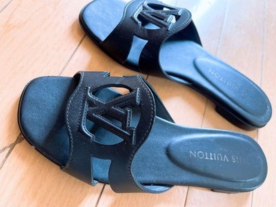 Louis Vuitton ブラックサンダル サイズ0.90 Louis Vuitton Flat Sandals Size 36.5 Black Leather Mules Slides LV
